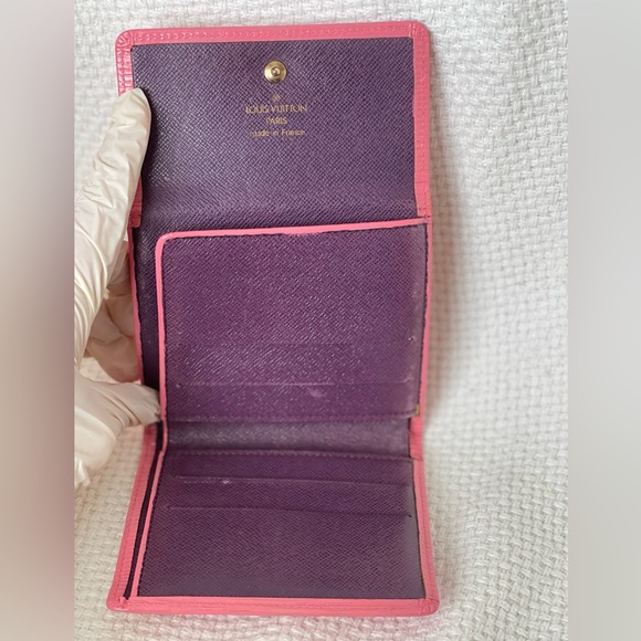 LOUIS VUITTON EPI ELISE COMPACT - Picture 10 of 11